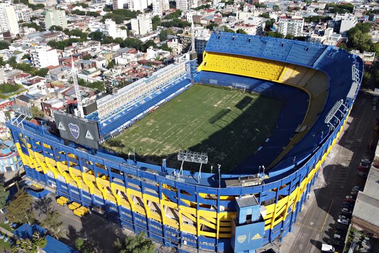 "La Bombonera es la Bombonera, es lo máximo, es el estadio más lindo del mundo", aludió el vicepresidente a la propuesta de la oposición de construir otro estadio. - Créditos: @Gerardo Viercovich