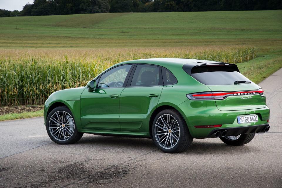 <p>2020 Porsche Macan Turbo</p>