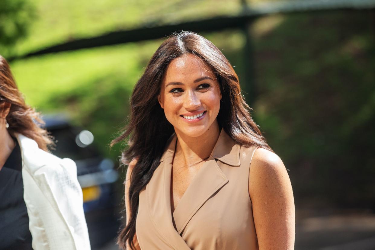Meghan Markle, the Duchess of Sussex arrives at the University of Johannesburg, South Africa, on October 01, 2019. - Meghan Markle, the Duchess of Sussex, is meeting academics and students to discuss the challenges faced by young women in accessing higher education. (Photo by Michele Spatari / AFP)        (Photo credit should read MICHELE SPATARI/AFP/Getty Images)