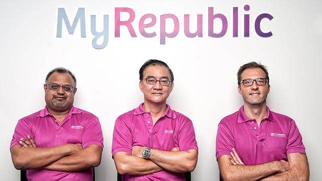 L-R: MyRepublic CEO Malcolm Rodriguez