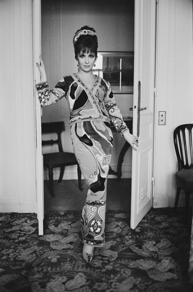 Italian actor Gina Lollobrigida wearing Emilio Pucci in 1967.<p>Photo: Clive Limpkin/Express/Hulton Archive/Getty Images</p>