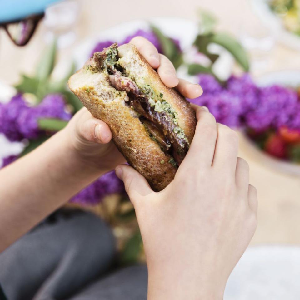 Seared Steak Sandwich With Arugula Pesto