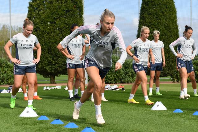 Vivianne Miedema sends Arsenal through to the Champions League group stage  after 1-0 win over Ajax