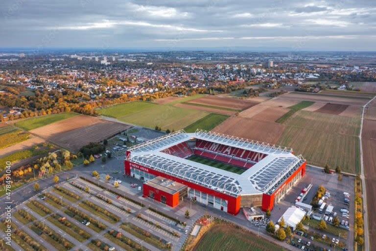 El estadio multiusos de Mainz, en el sudoeste de Alemania