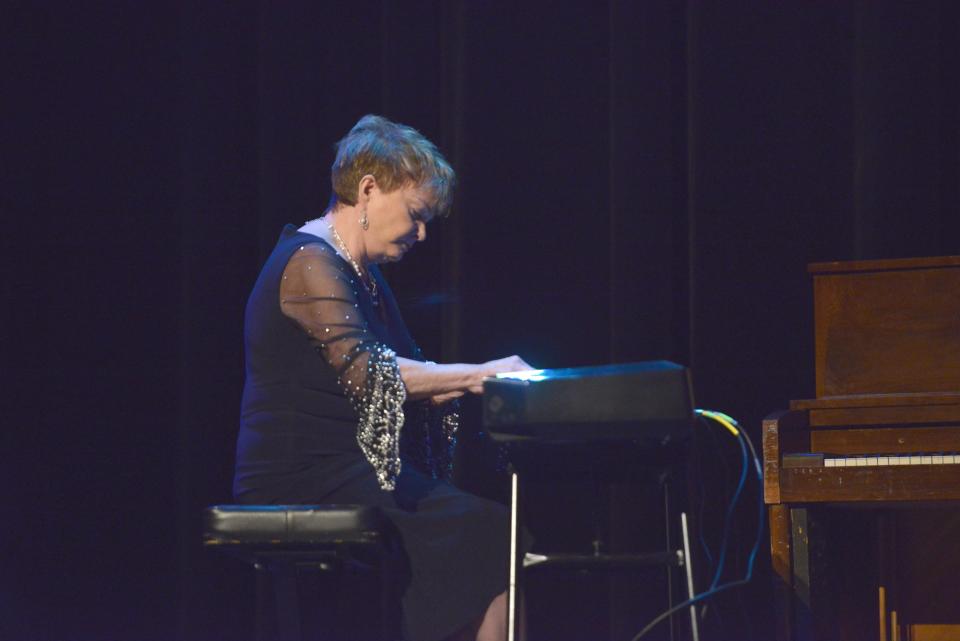 Pianist Deborah Cable in last year’s competition.