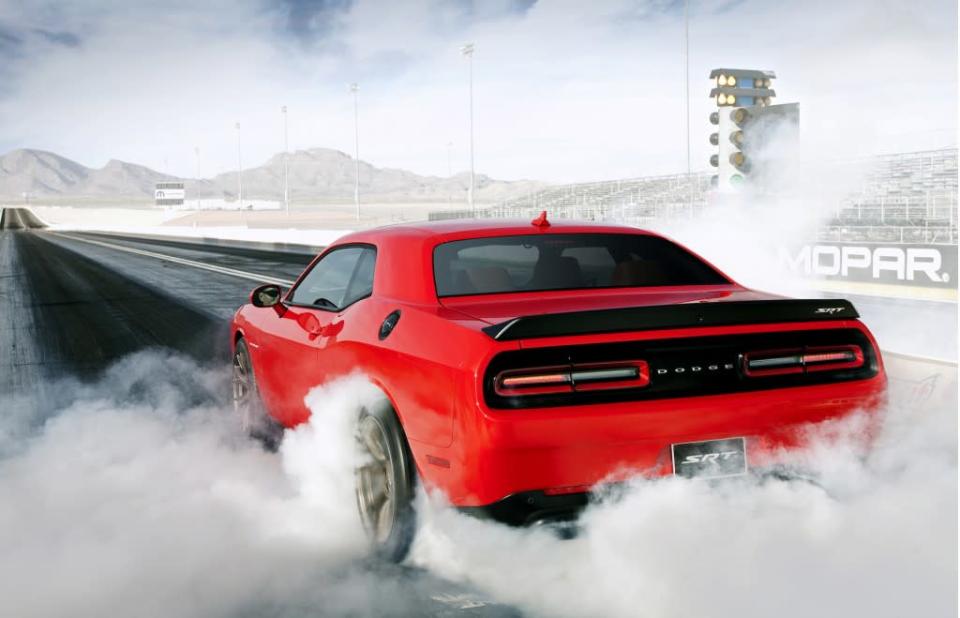 2015 dodge challenger srt Hellcat