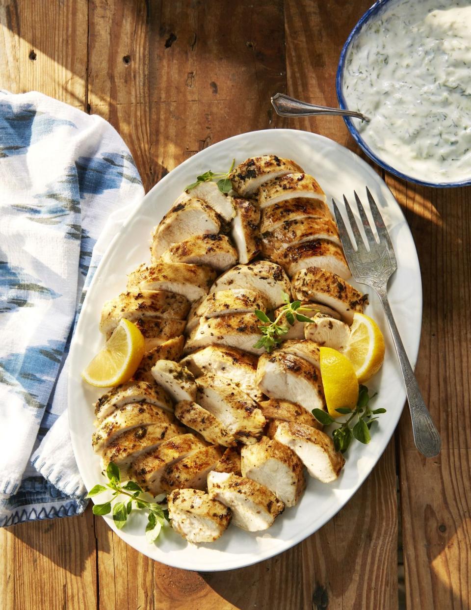 greek chicken with tzatziki sauce