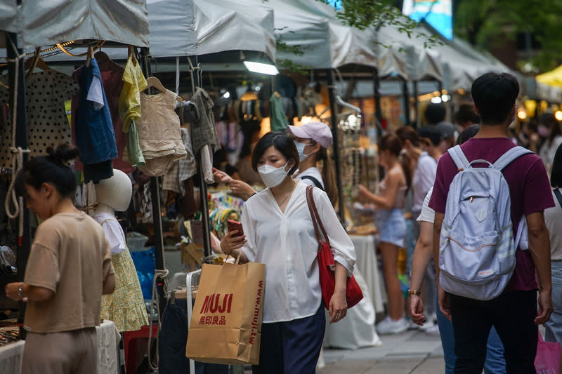 國際農工原物料價格開始走跌，主計處官員預估，9月CPI年增率不會超過3%（資料照／中央社提供）