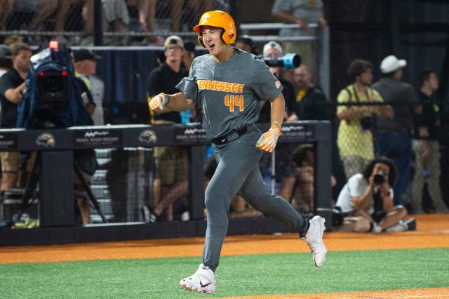 Tennessee Baseball vs. LSU Score, Updates