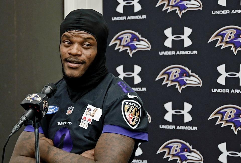 Ravens QB Lamar Jackson will be able to negotiate contract offers from other teams beginning Wednesday. It will be telling to see what kind of offers he receives. (Kim Hairston/Baltimore Sun/Tribune News Service via Getty Images)