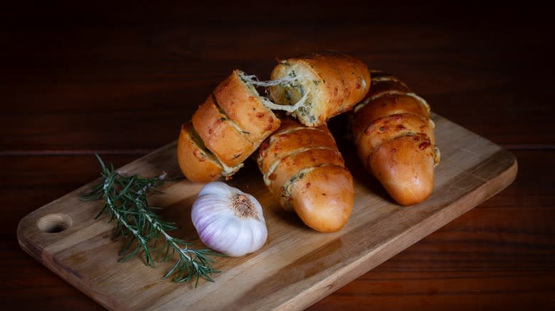 garlic bread filled with cheese