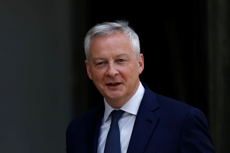 The weekly cabinet meeting at the Elysee Palace in Paris