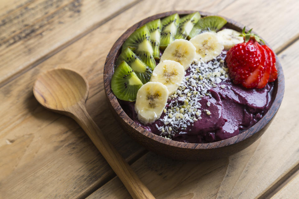 Most a&ccedil;ai bowls have only small amounts of the superfood fruit. (Photo: locknloadlabrador via Getty Images)