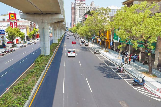 台中市建設局推動道路燙平，將突破500條道路。（盧金足攝）