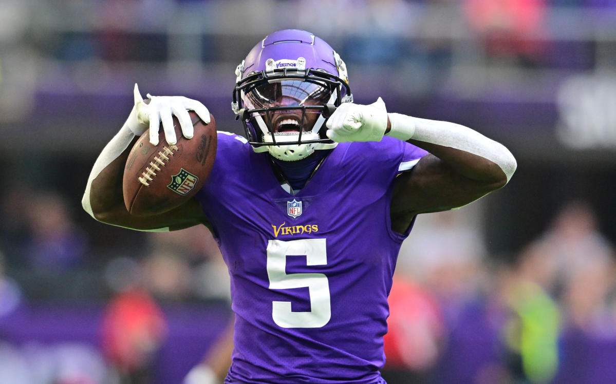 NFL scores: Minnesota Vikings claim NFC North with biggest comeback in  league history