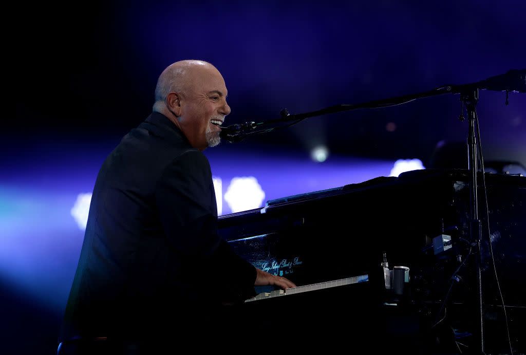 billy joel performs at fenway park