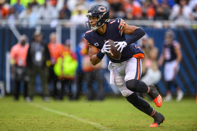 Bears QB Justin Fields receives game ball for Week 1 performance