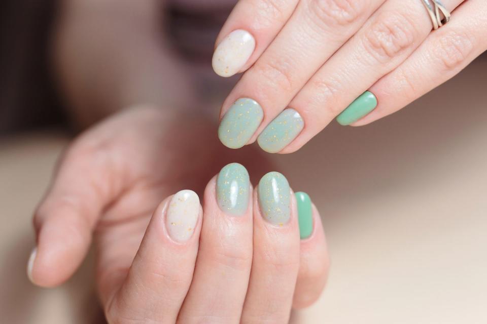 summer nail ideas sea foam nails