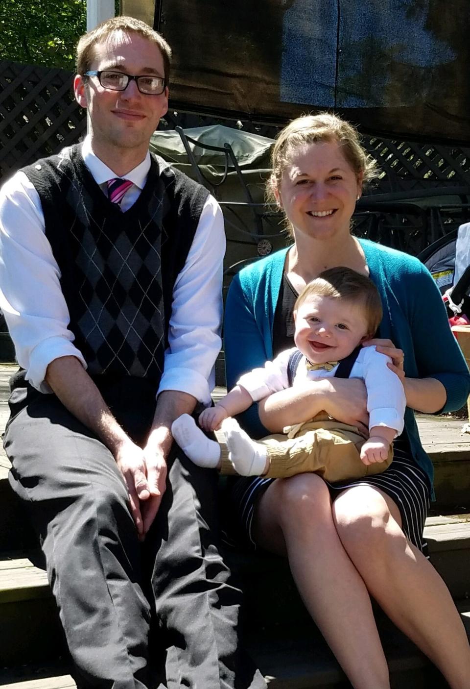 Andrew Evertts poses for a family photo with his wife, Susan, and his son, Jackson. (Credit: Andrew Evertts)