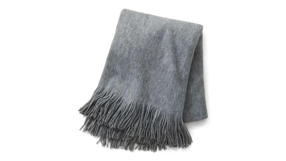 Best Gifts for Wives: The Softest Throw