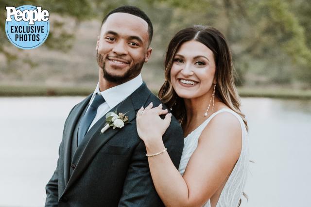 San Francisco 49ers' Elijah Mitchell Marries High School Sweetheart: 'Two  Roads Merging into One