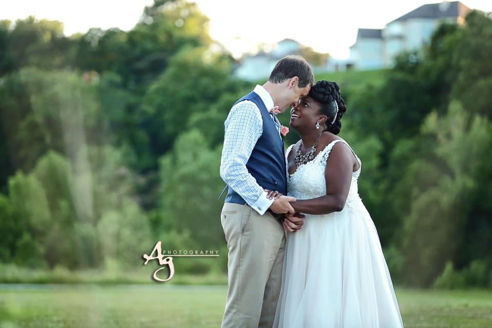 "Dr. Jacob and Aisha Hedges were married on July 1 at&nbsp;Cliff Cave Park pavilion." --&nbsp;<i>Ag Photography</i>