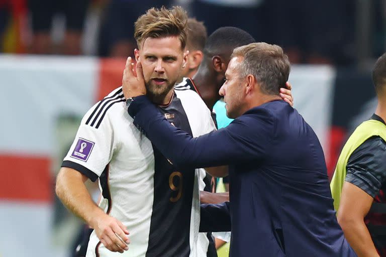 El entrenador Flick saluda a Füllkrug, el salvador de Alemania contra España