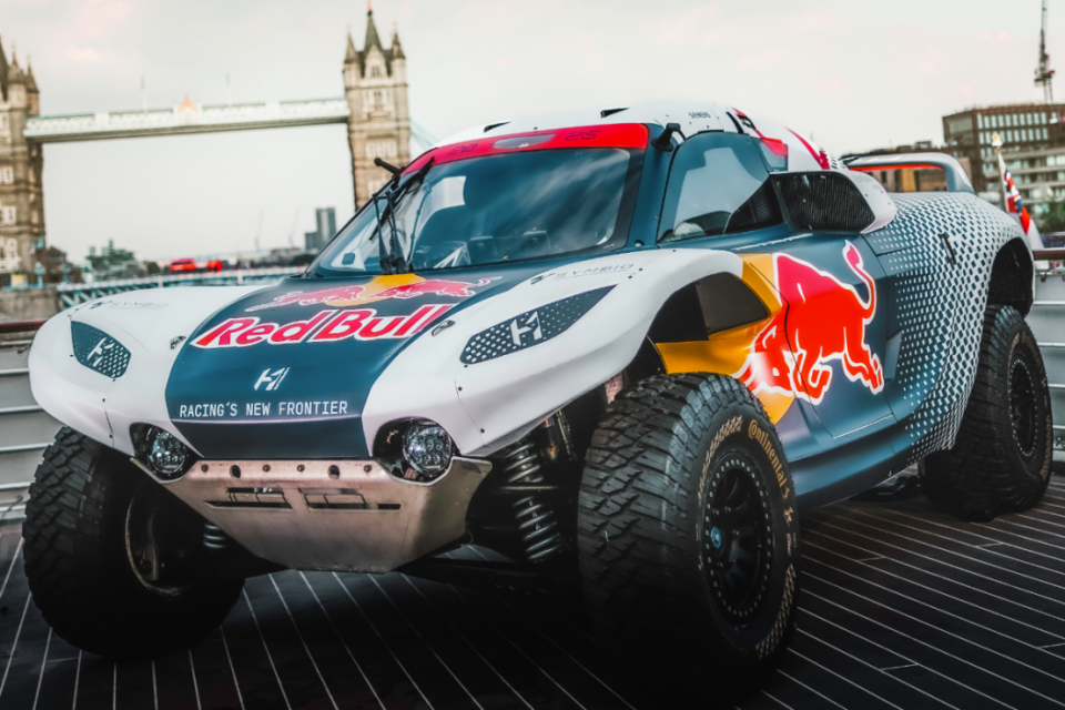 Extreme H, the successor to Extreme E, today launched its racer on the River Thames as hydrogen racing edges closer.