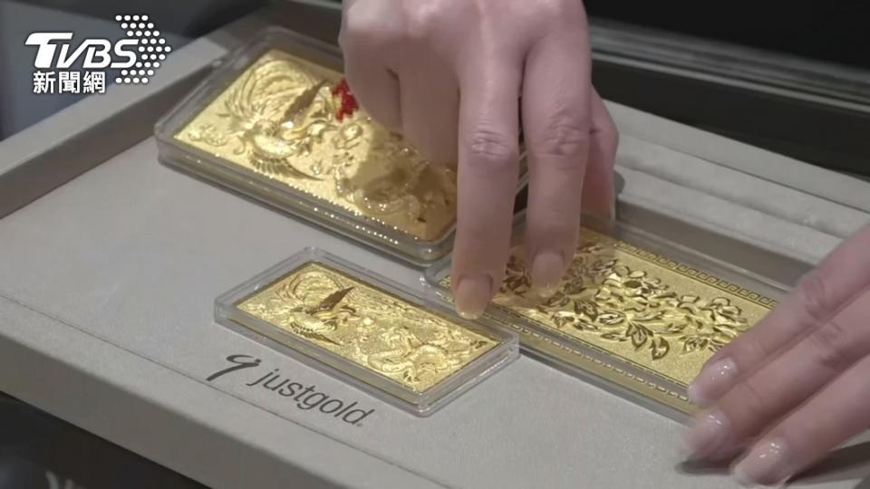 黃金今年首度納入滿5000元送400元享8%優惠。（圖／TVBS）