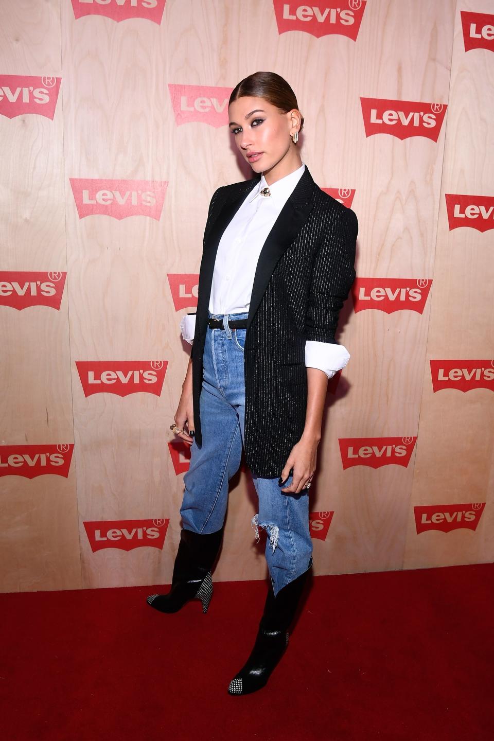 Hailey Baldwin attends the Levi's Times Square Store