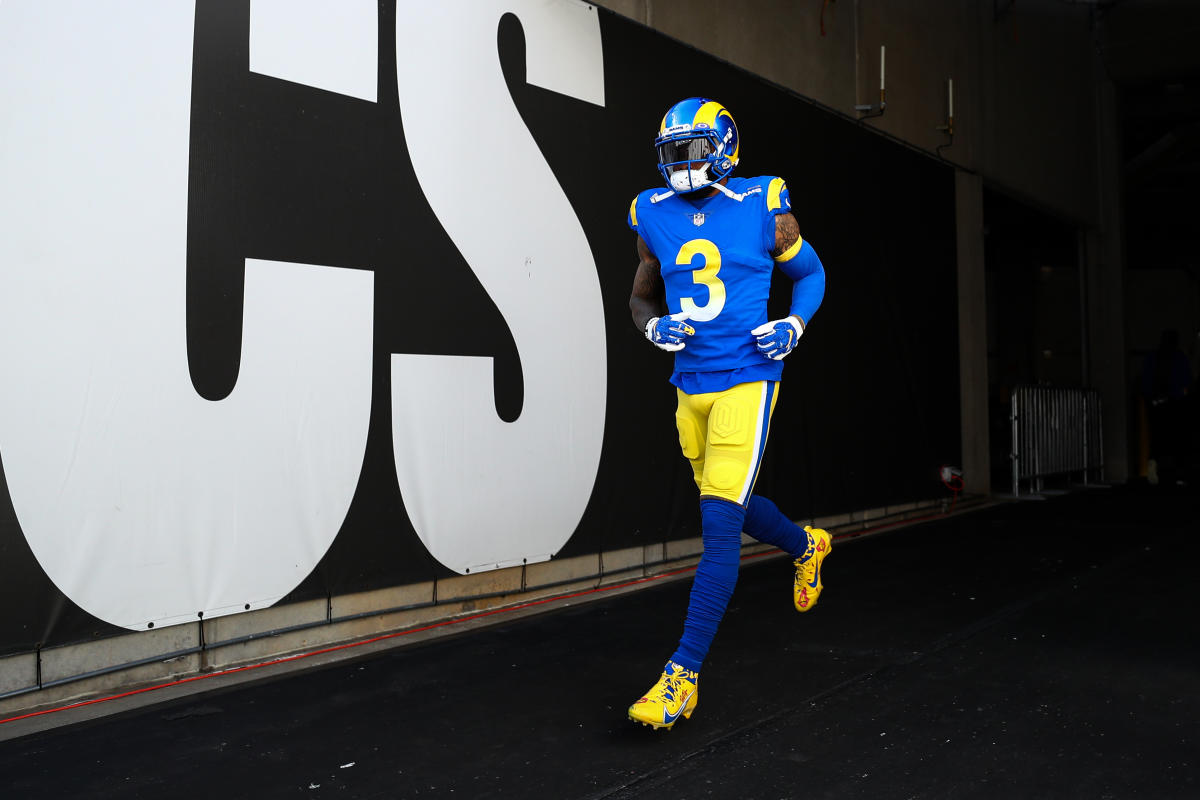 Odell Beckham Jr. Wears Louis Vuitton x Supreme and Off-White x Nike –  Footwear News