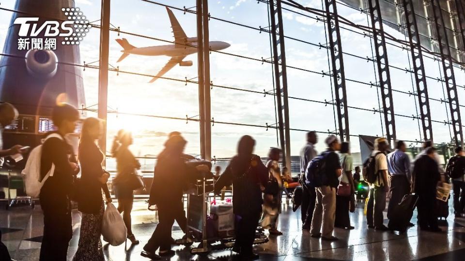 原PO想出法子，指出在機場待到隔天凌晨0時再入境。（示意圖／shutterstock達志影像）