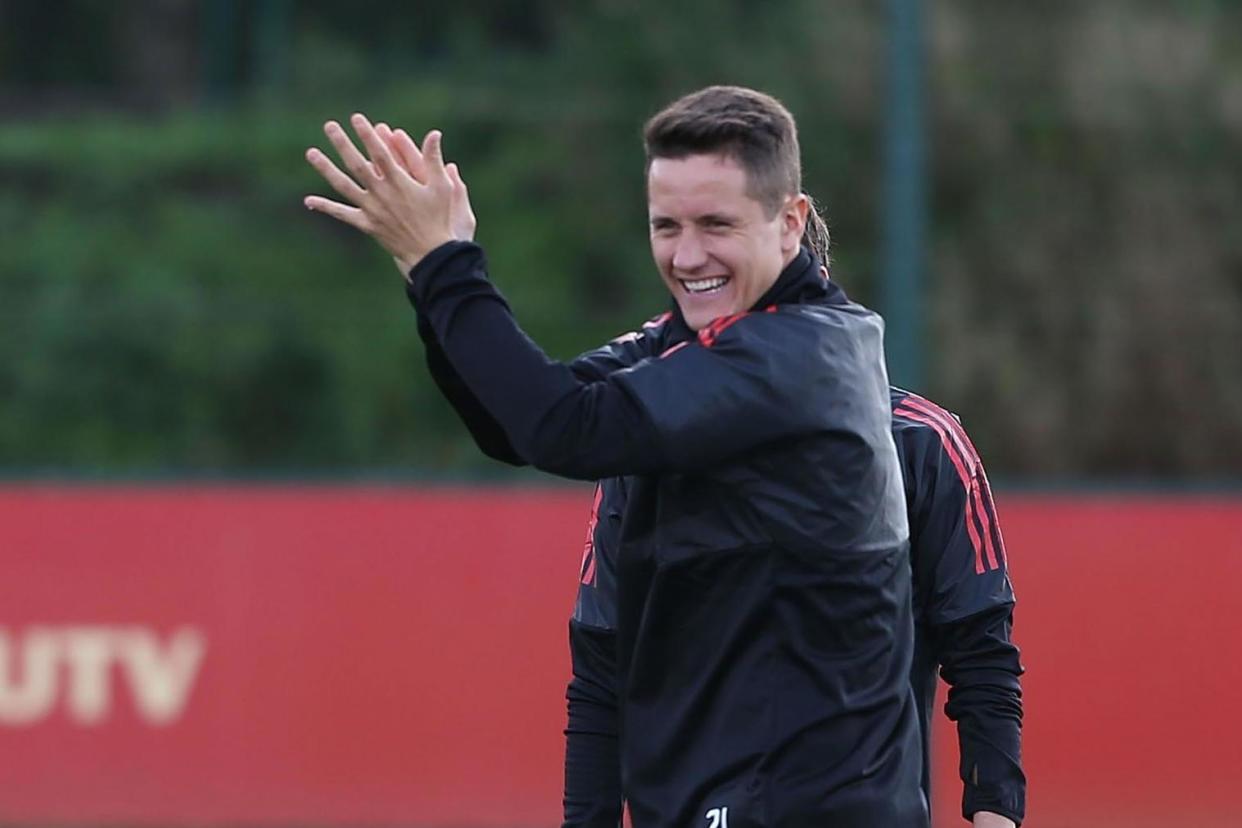 Title talk | Herrera says the pressure in on rivals City: John Peters/Man Utd via Getty Images