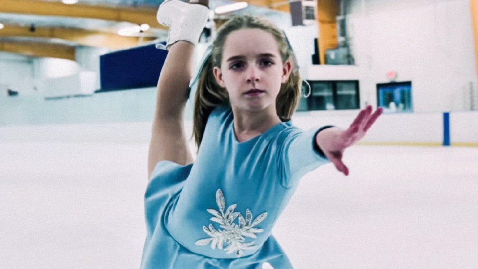 Mckenna Grace as Young Tonya in <em>I, Tonya</em>