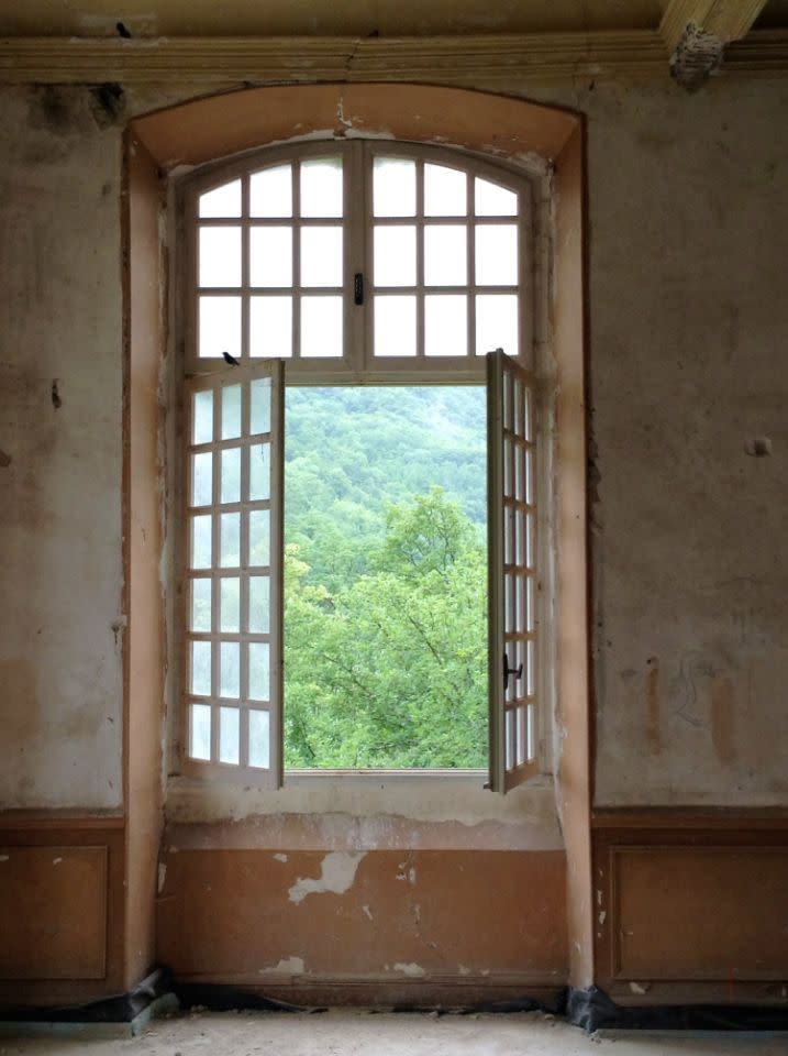 Family Restores Abandoned French Chateau