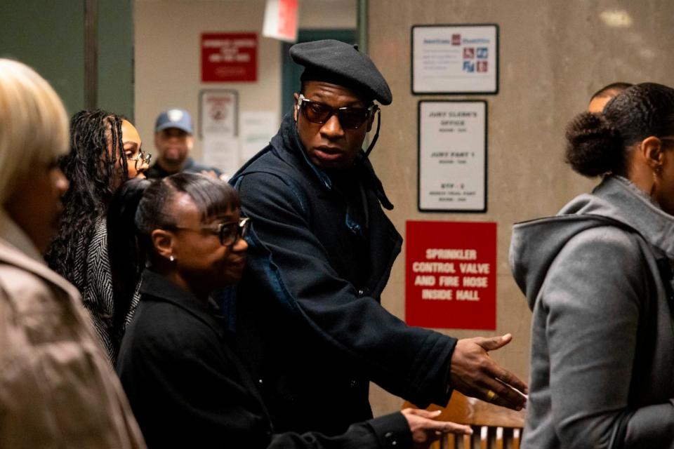 PHOTO: Actor Jonathan Majors arrives at court for a trial on his domestic violence case, Monday, Dec. 4, 2023, in New York.  (Yuki Iwamura/AP)