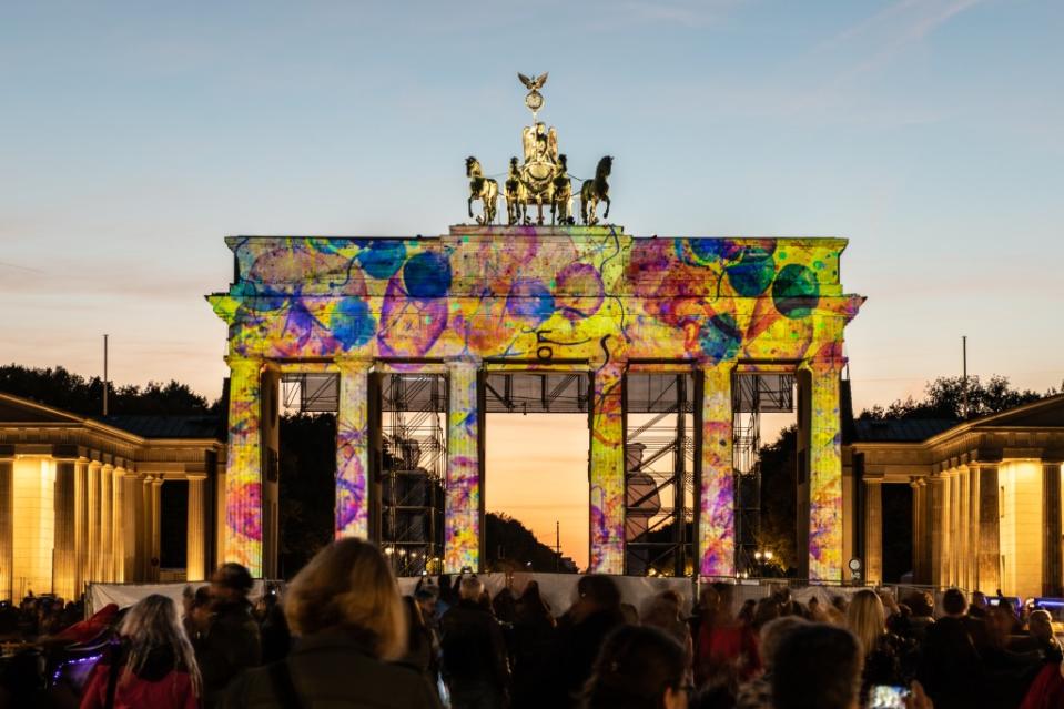 Brandenburger Tor<span class="copyright">dpa / Paul Zinken</span>