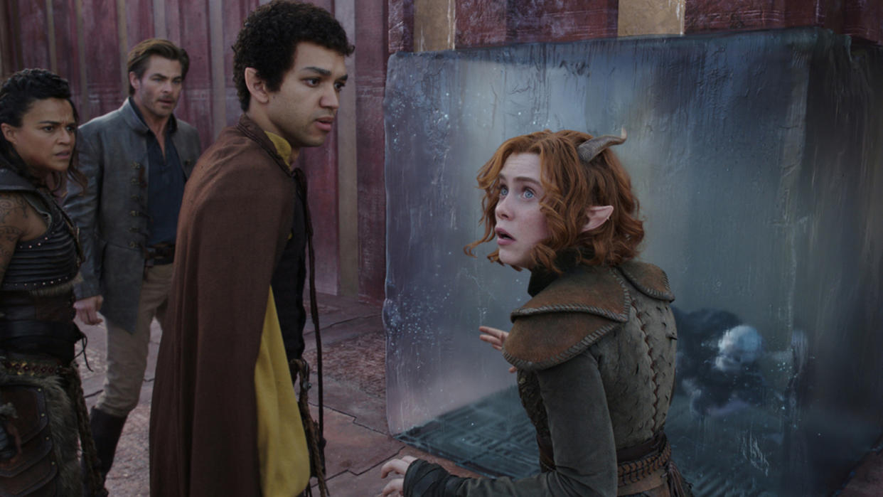  Justice Smith and Sophia Lillis in Dungeons & Dragons: Honor Among Thieves 