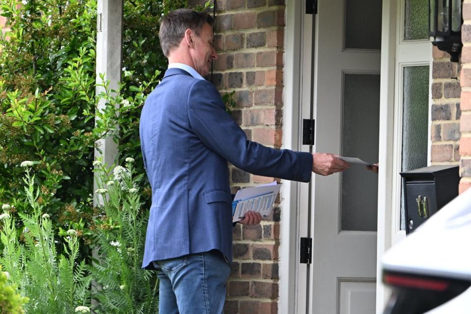 Jeremy Hunt on the campaign trail in Godalming (Jeremy Selwyn)