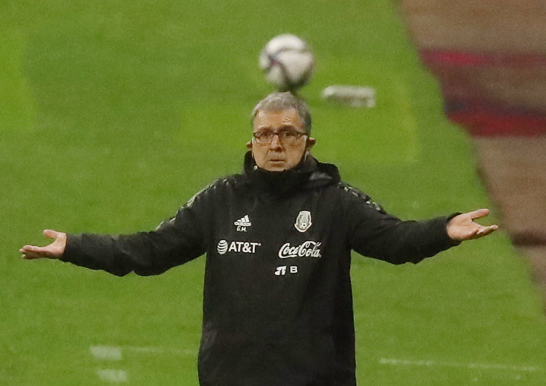 Soccer Football - World Cup - CONCACAF Qualifiers - Mexico v Jamaica -  Estadio Azteca, Mexico City, Mexico - September 2, 2021 Mexico coach Gerardo Martino reacts REUTERS/Edgard Garrido