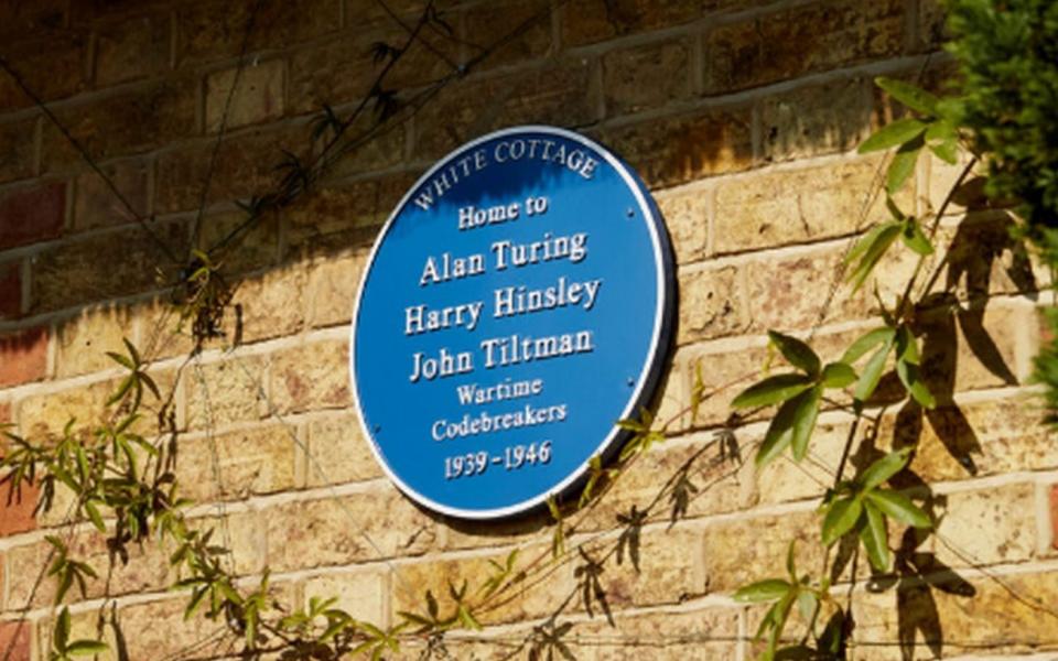 Bletchley Park Trust said it did not commission the blue plaque honoring the codebreakers