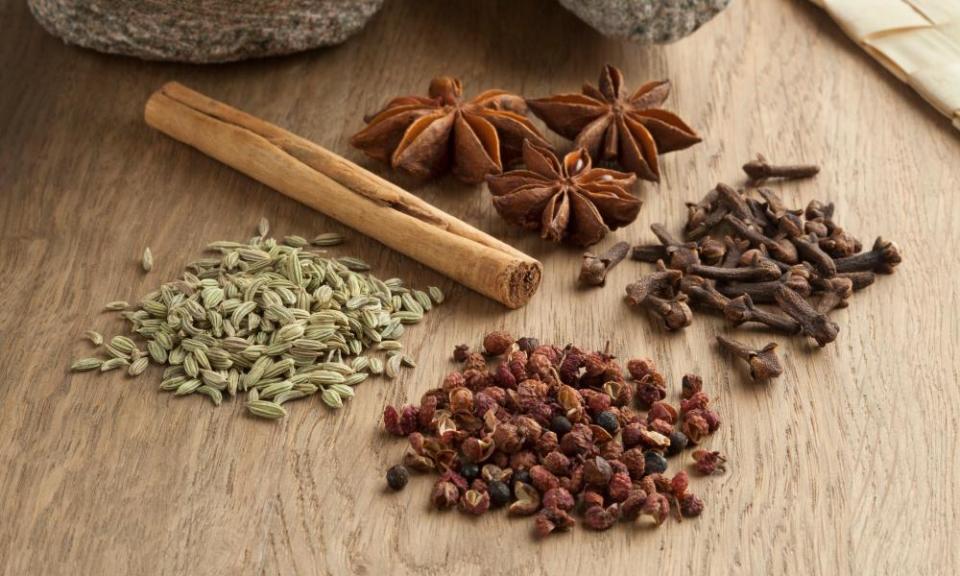 Sichuan peppercorns, cinnamon or cassia, star anise, cloves and fennel seeds make five-spice powder.