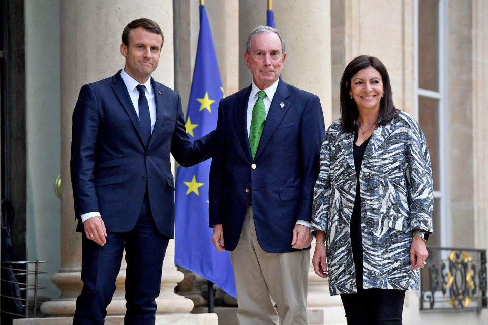 French President Emmanuel Macron, former NYC mayor Michael Bloomberg, Paris mayor Anne Hidalgo (CHRISTOPHE PETIT TESSON/AFP/Getty Images)