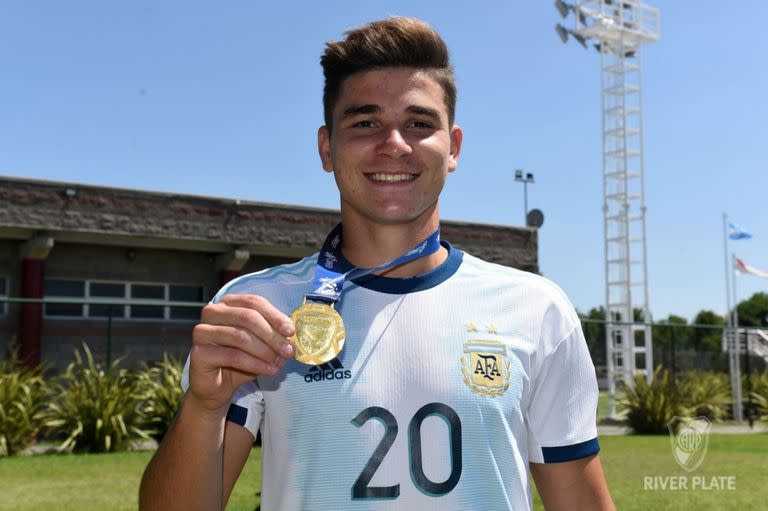 Álvarez fue campeón del Preolímpico Sub-23 con la selección en el verano