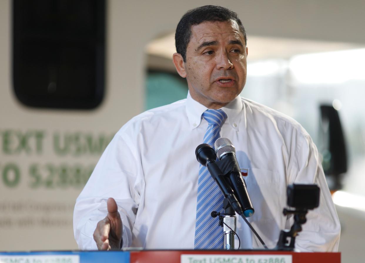 Rep. Henry Cuellar (D-Texas) backed an impeachment inquiry following criticism from primary challenger Jessica Cisneros. (Photo: Tom Brenner/Getty Images)