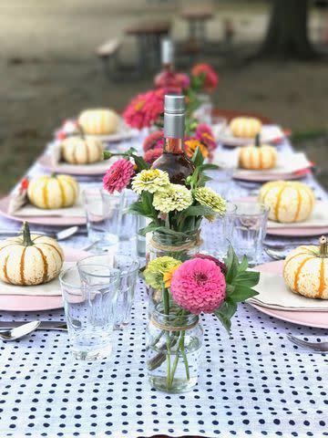 <p><a href="https://mostlovelythings.com/fall-tablescapes/" data-component="link" data-source="inlineLink" data-type="externalLink" data-ordinal="1">Most Lovelv Things</a></p>