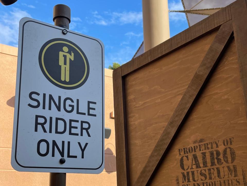 Single rider only sign