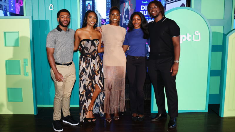 Howard University Students Work Alongside Issa Rae And Shipt On New Student Membership Program | Arturo Holmes