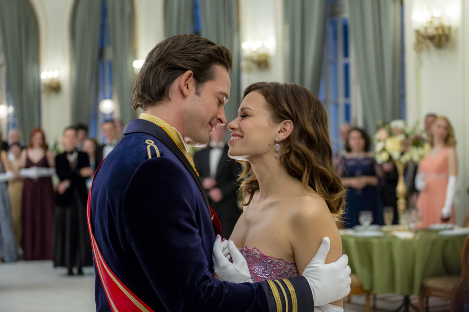 Will Kemp, Bethany Joy Lenz, Royal Matchmaker, 2018