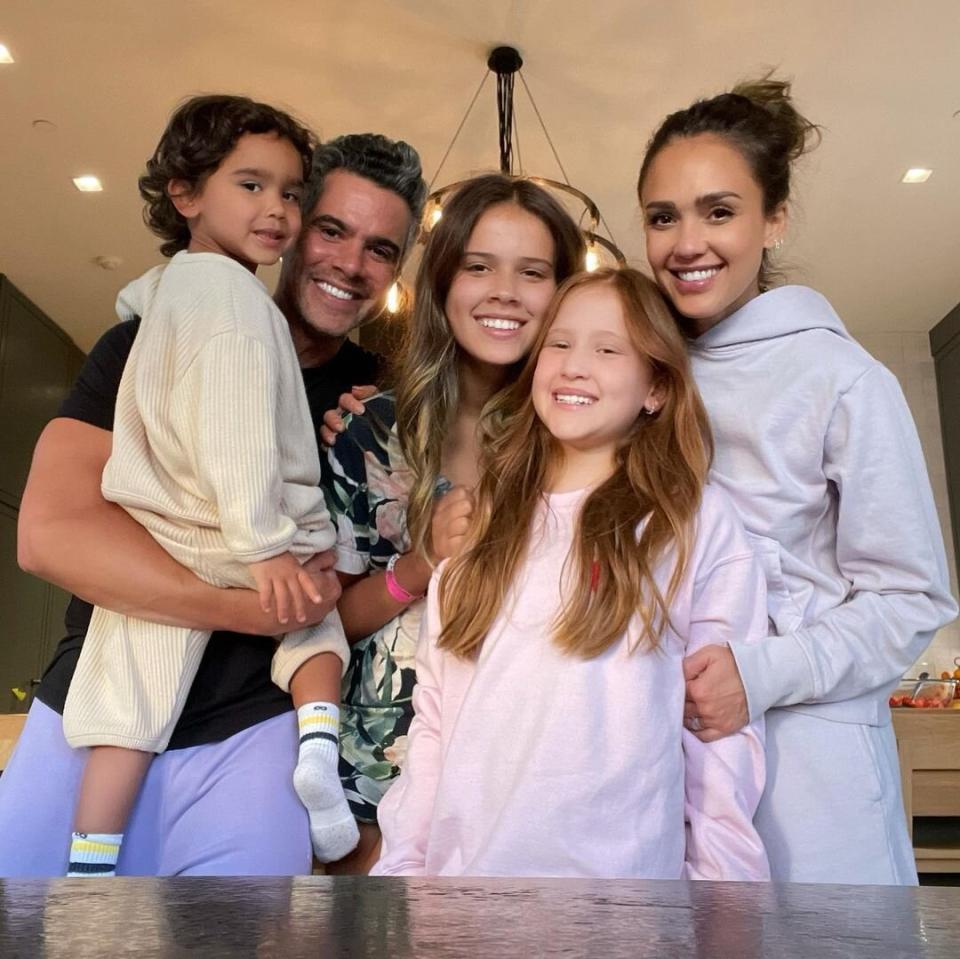 Jessica Alba Father's Day tribute